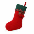 Calza decorativa 45 cm in tessuto rosso e verde con passante stile natalizio